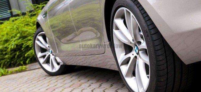 auto z zawieszeniem gwintowanym